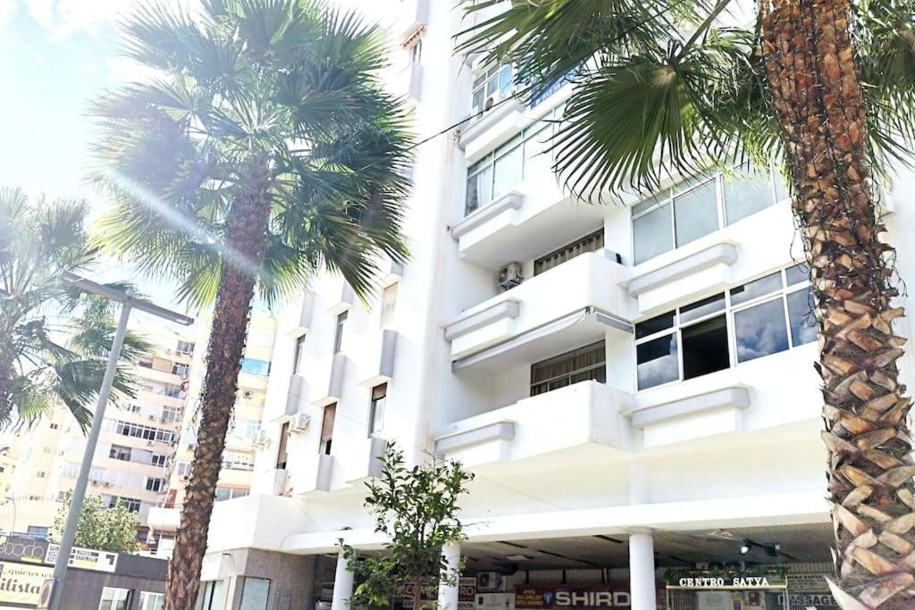 Bonito Apartamento De Dos Dormitorios En El Centro Y Calle San Miguel Torremolinos Exteriör bild