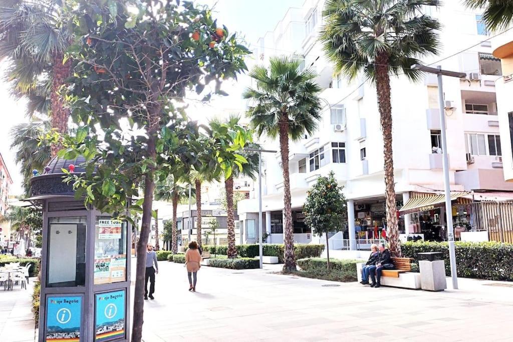 Bonito Apartamento De Dos Dormitorios En El Centro Y Calle San Miguel Torremolinos Exteriör bild