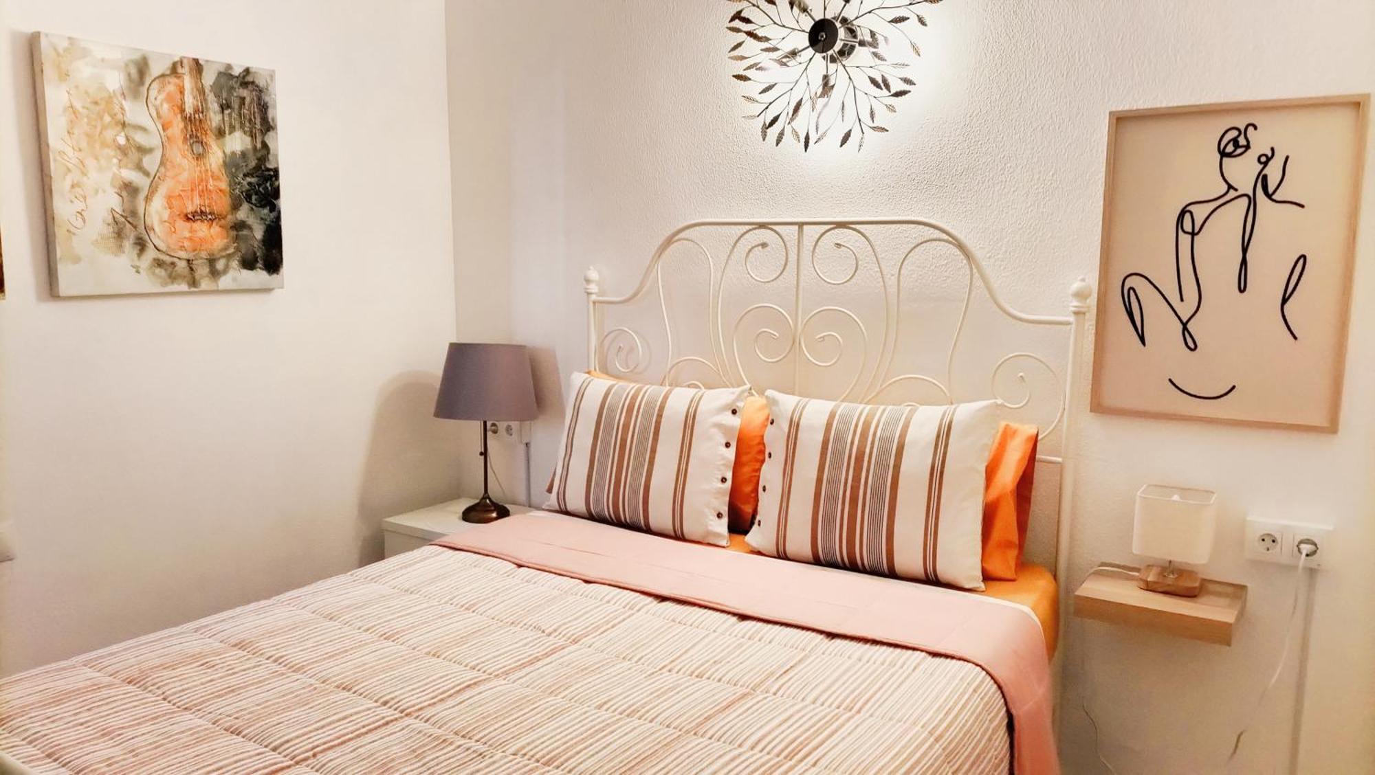 Bonito Apartamento De Dos Dormitorios En El Centro Y Calle San Miguel Torremolinos Exteriör bild